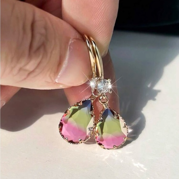 New Multicolor Faux Topaz  Rhinestone  drop earrings - Picture 4 of 5